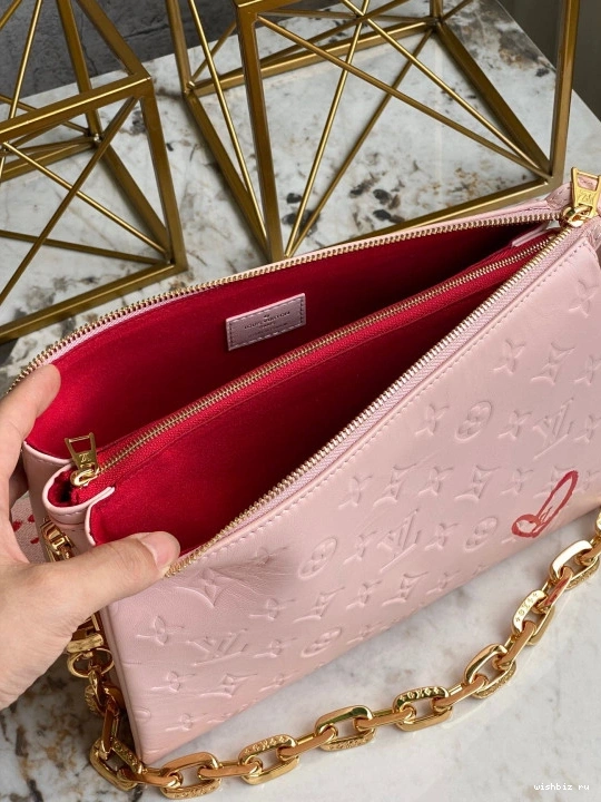 WIS LOUIS PM VUITTON LIMITED EDITION -COUSSIN 0718